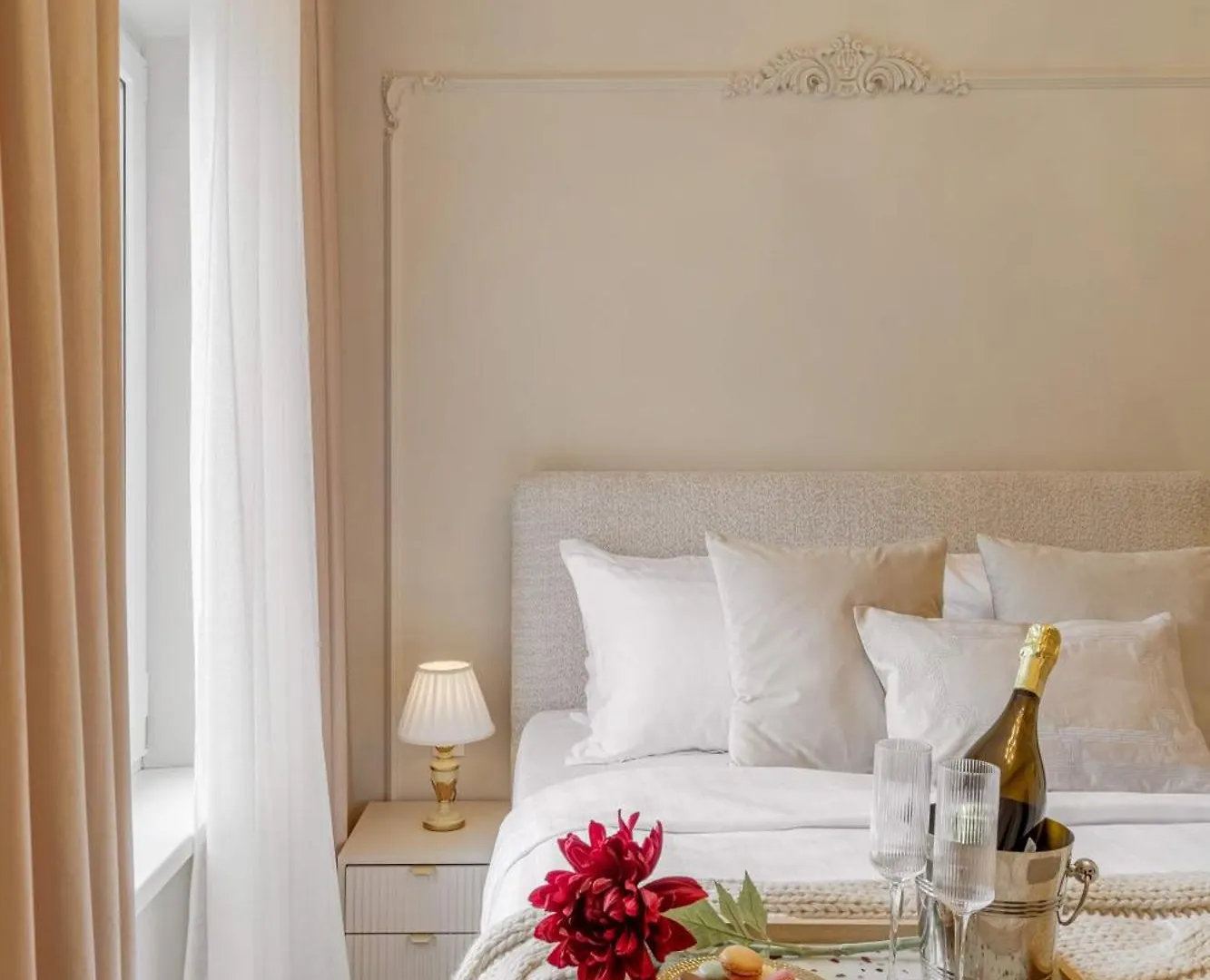 Maison Elysee - An Elegant Apartment In Piata Romana Bucureşti