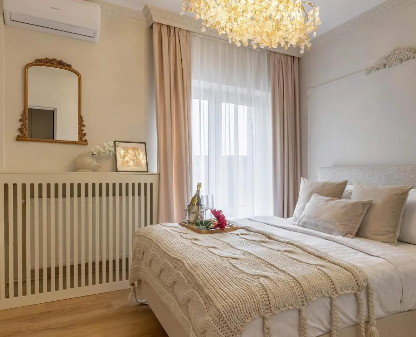 Maison Elysee - An Elegant Apartment In Piata Romana Bucureşti România
